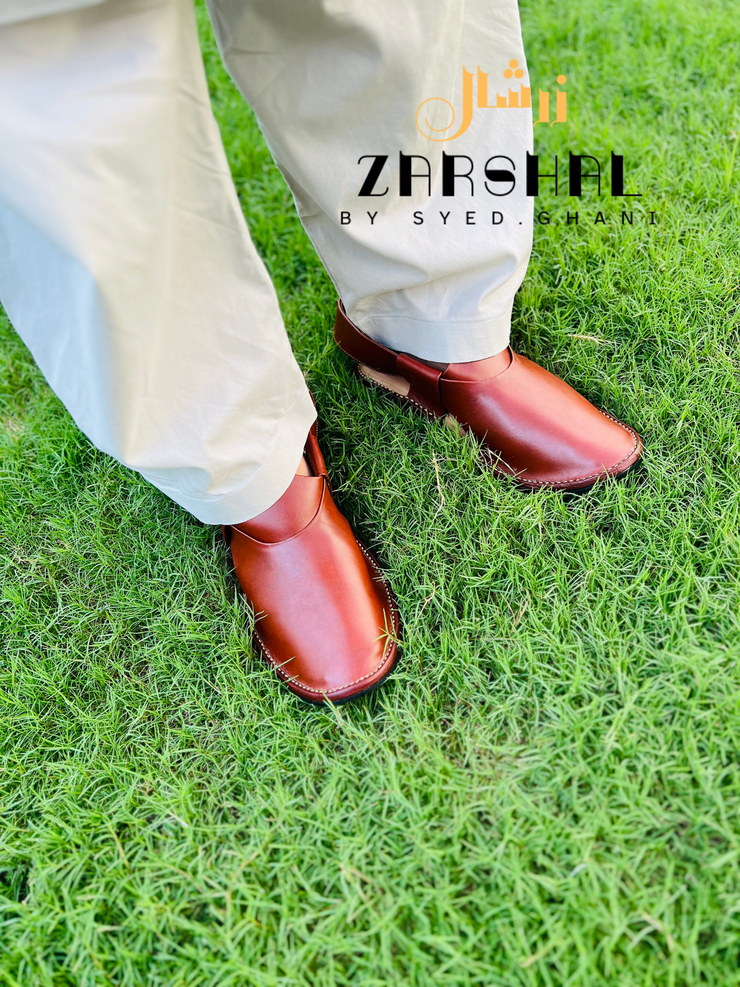 Rounded jeans peshawari chappal