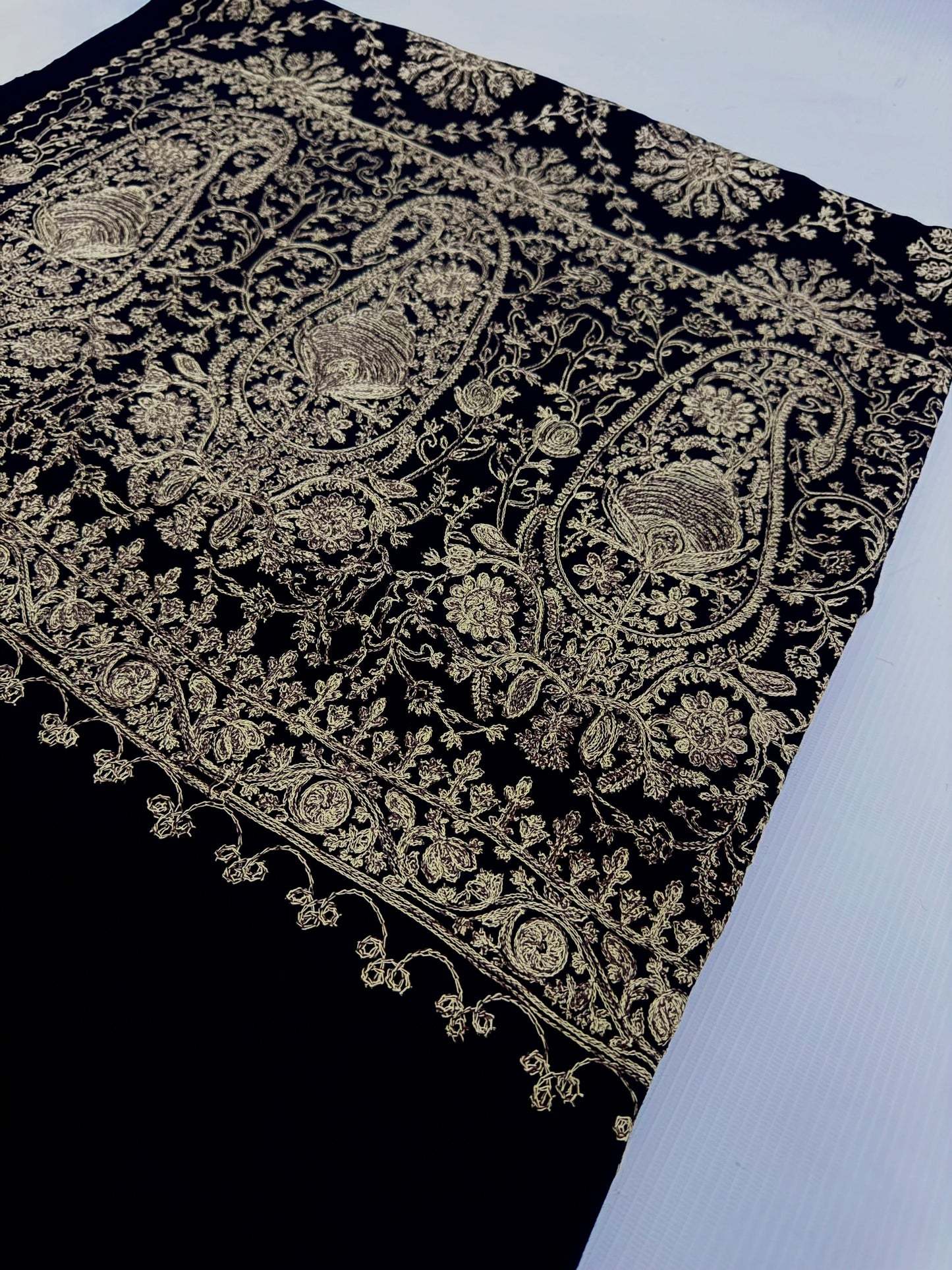Pashmina shawl