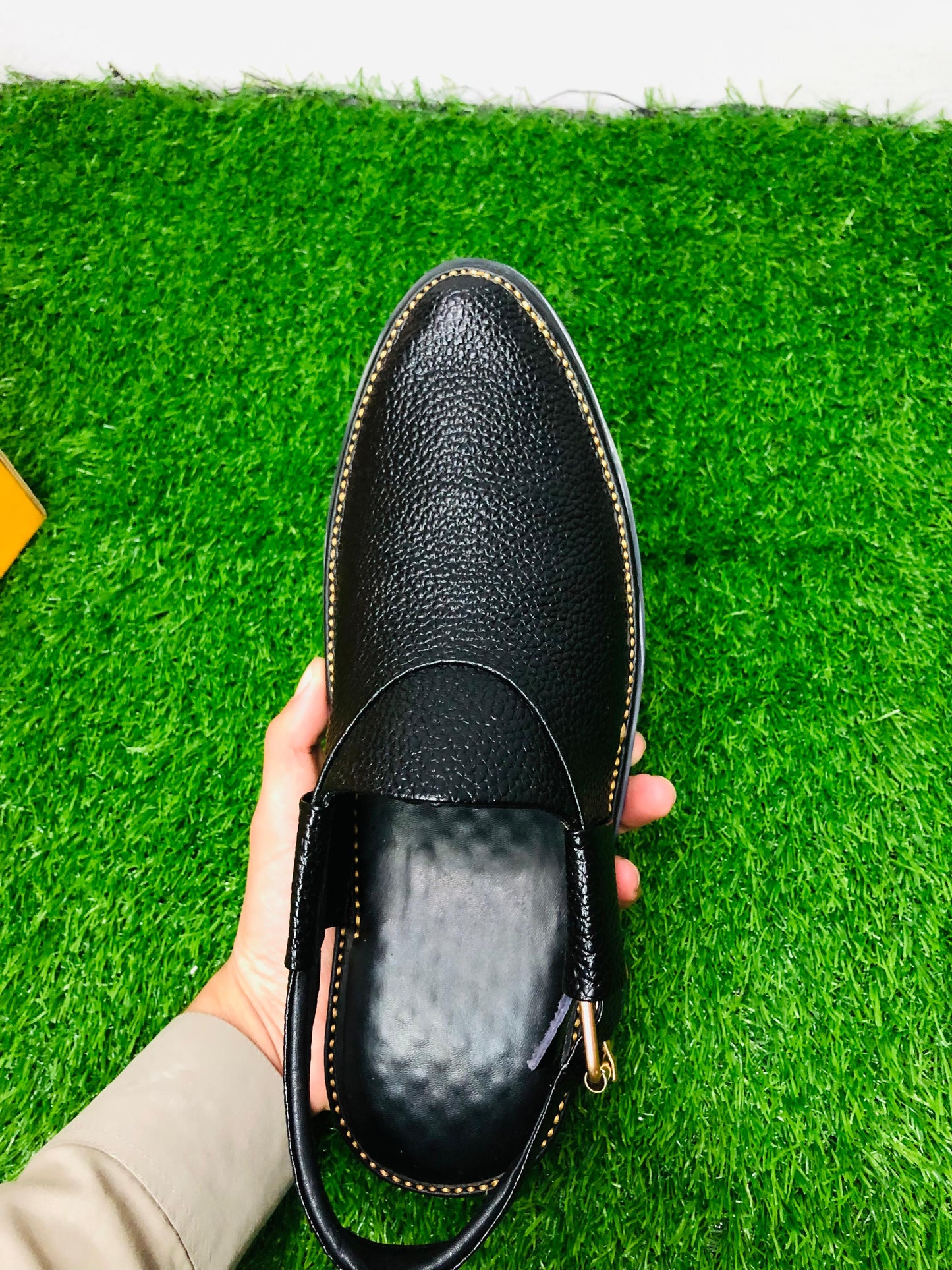 peshawari shoe chappal doted