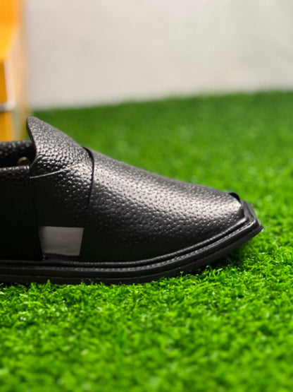 Smart zalmi doted peshawari chappal🤍🖤