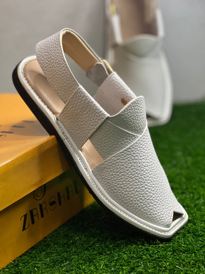 Smart zalmi doted peshawari chappal🤍🖤