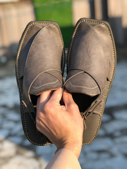 Zardary peshwari chappal 🩶