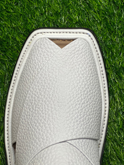 Smart zalmi doted peshawari chappal🤍🖤