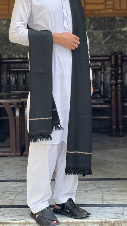 HAND MADE MEN WHITE AND BALCK SHAWL